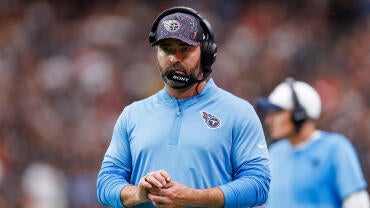 Tennessee Titans v Las Vegas Raiders