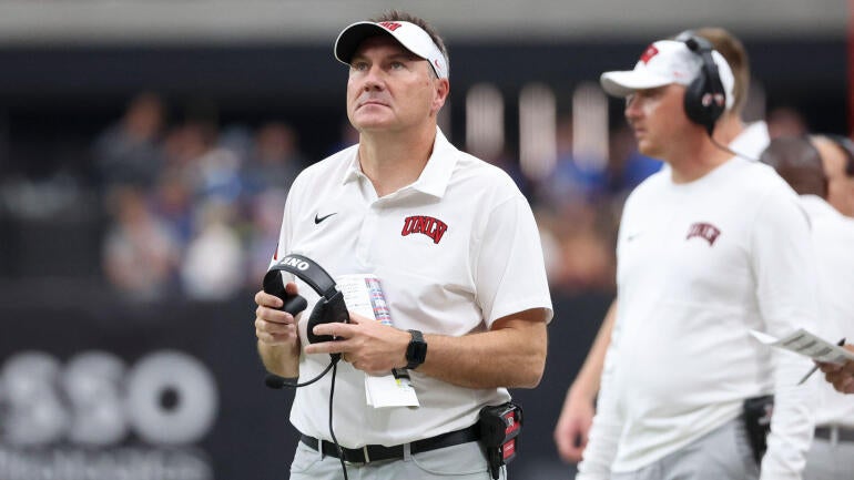 dan-mullen-unlv.jpg