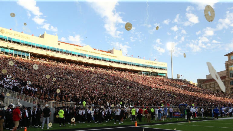 NCAA Football: Kansas at Texas Tech