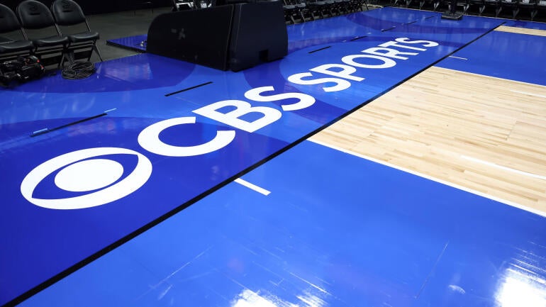 COLLEGE BASKETBALL: DEC 16 CBS Sports Classic - Ohio State vs UCLA