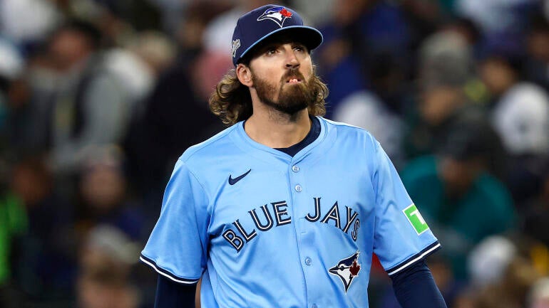 kevin-gausman-jays-g.jpg