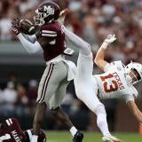 Texas v Mississippi State