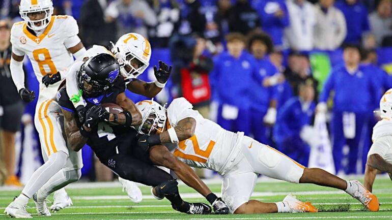 COLLEGE FOOTBALL: OCT 25 Tennessee at Kentucky