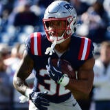 treveyon-henderson-new-england-patriots.jpg