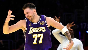 Los Angeles Lakers defeaed the LA Clippers 135-118 to win a NBA basketball game.