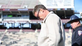 Latest on Jon Sumrall and Florida, Lane Kiffin and other coaching search news