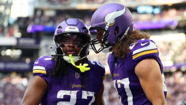 Chicago Bears v Minnesota Vikings - NFL 2025