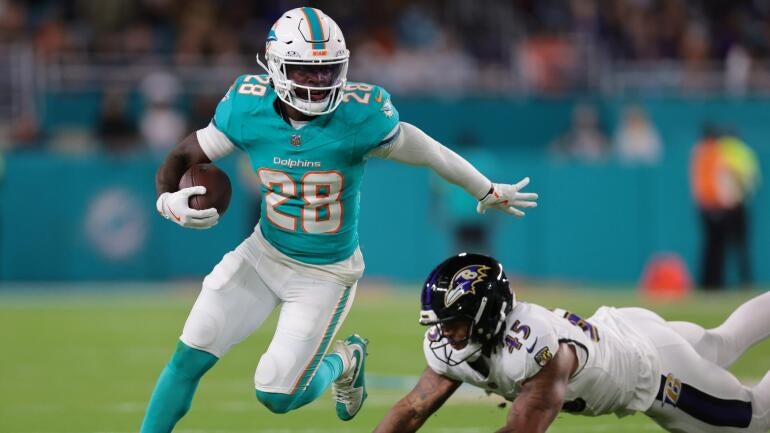 devon-achane-miami-dolphins