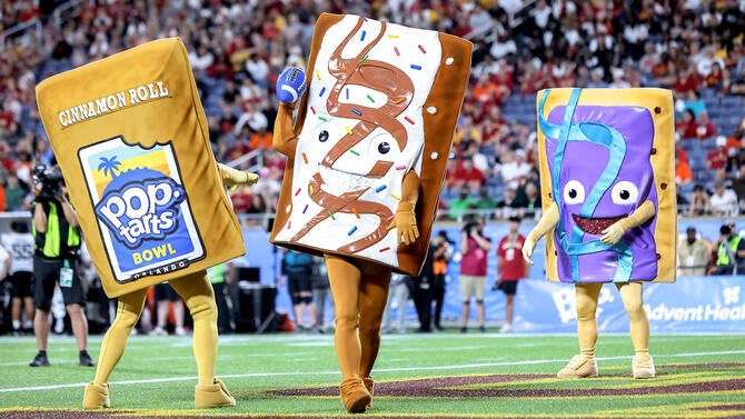 Iowa State v Miami - Pop-Tarts Bowl