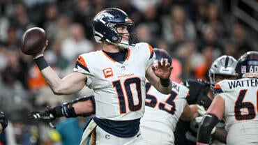 Tennessee Titans v Cleveland Browns - NFL 2025