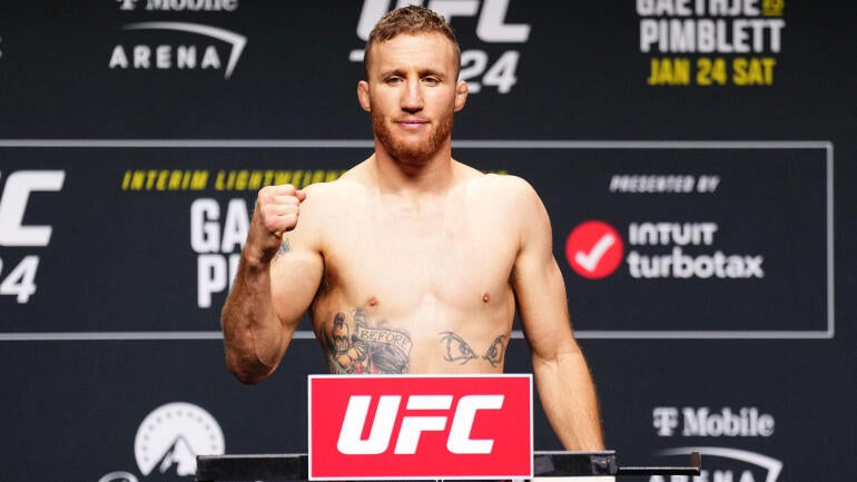 justin-gaethje-324-weighin.jpg