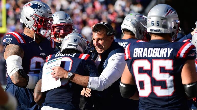 mike-vrabel-new-england-patriots