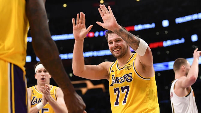 Denver Nuggets v Los Angeles Lakers