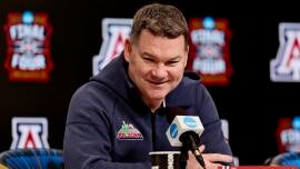 Tommy Lloyd staying at Arizona: Wildcats coach turning down massive offer from North Carolina
