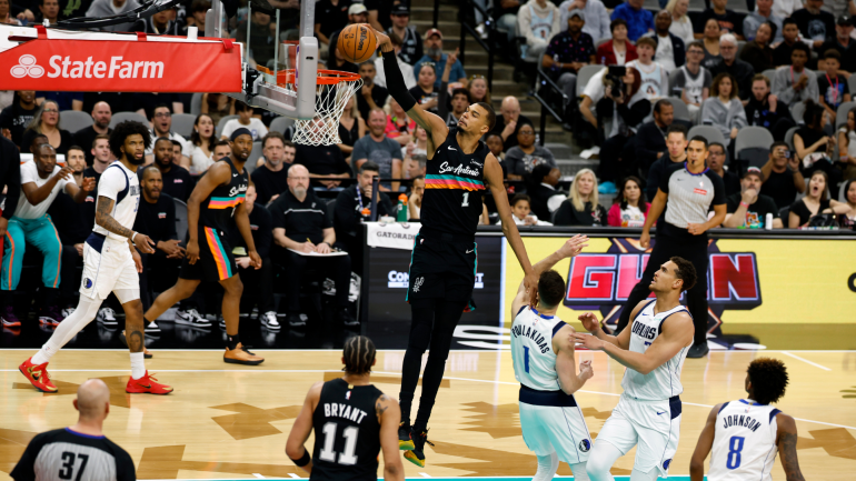 wemby-dunk-65th-game-getty.png