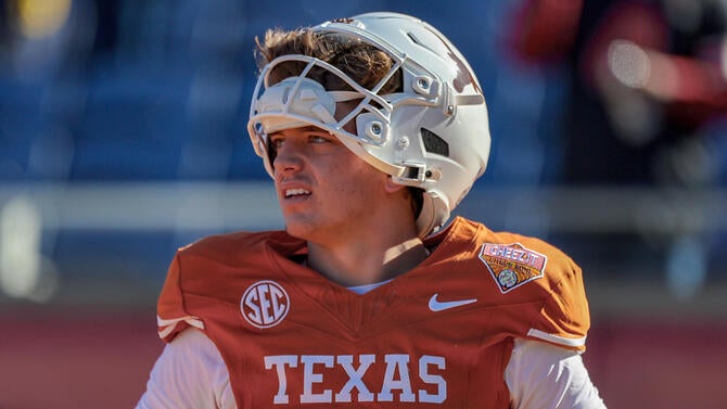 2025 Cheez-It Citrus Bowl - Texas v Michigan