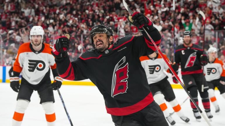 seth-jarvis-carolina-hurricanes