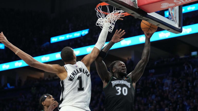 spurs-wolves.jpg