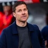 xabi-alonso-chelsea.jpg
