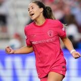 nwsl-4.jpg