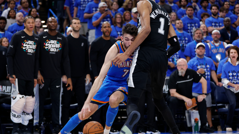 wemby-dunk-chet-getty.png