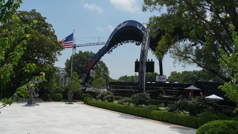 ufc-white-house-garden.jpg