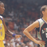 lisa-leslie-rebecca-lobo-sparks-liberty-1997.png