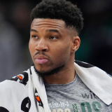 giannis-close-up-getty.png