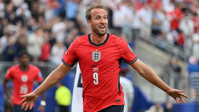 TOPSHOT-FBL-WC-2026-MATCH67-PAN-ENG