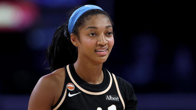 Atlanta Dream v Los Angeles Sparks