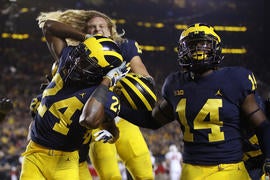 Michigan's Brown hopeful Lavert Hill, Josh Metellus play vs. Indiana