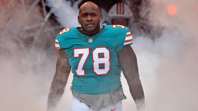 Are Dolphins players upset with Tunsil trade?