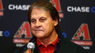 White Sox hire Tony La Russa as manager, include A.J. Hinch's