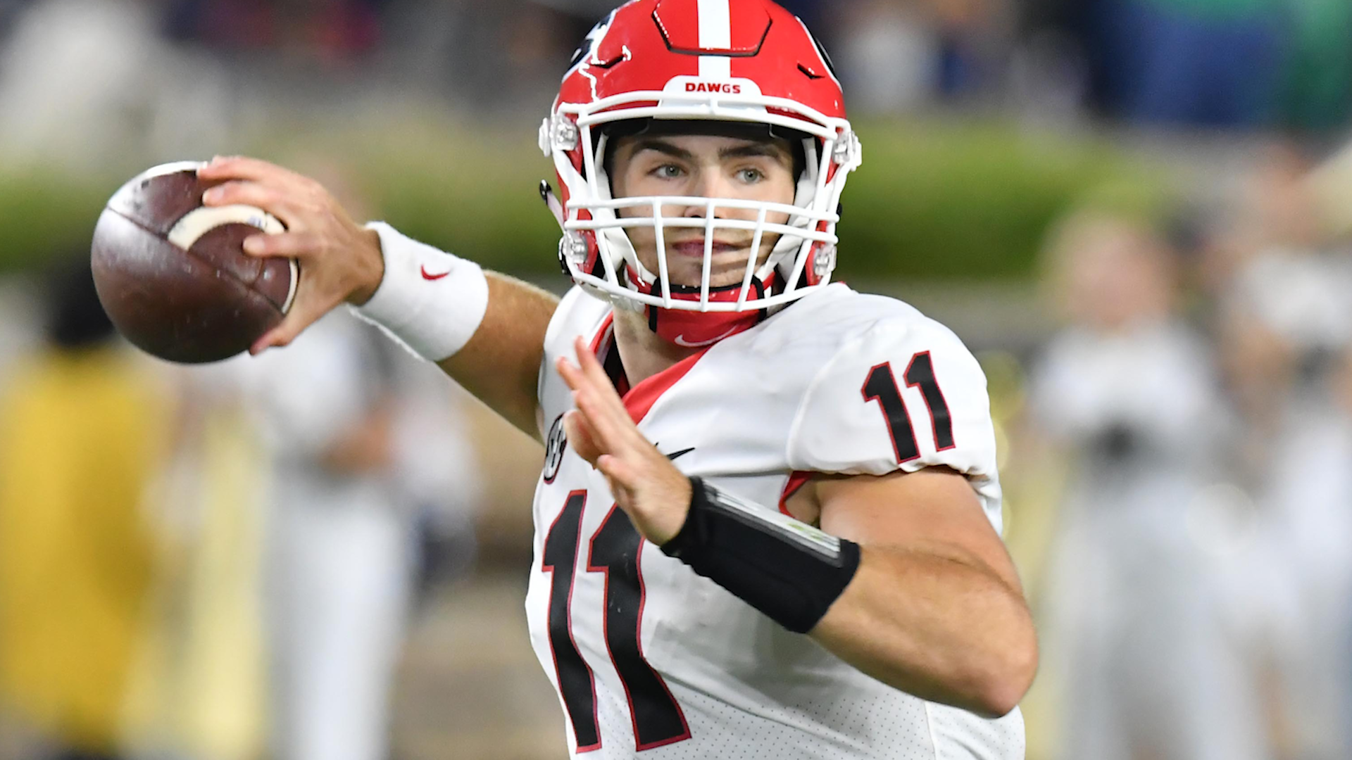 Georgia fans boo announced starting quarterback