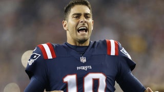 Patriots 'Are Not Expected' to Trade Jimmy Garoppolo, Report Says