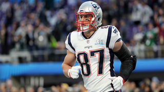 Rob Gronkowski retirement: Patriots TE unhappy in 2017 - Sports