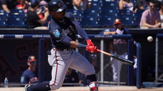 Ronald Acuna Jr. robs Phillies' Scott Kingery of home run, turns