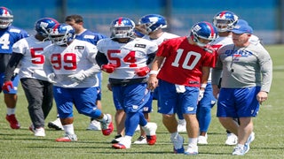 Punches fly in heated fight at Giants training camp