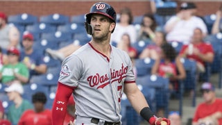 Bryce Harper texted Nationals manager to encourage him during