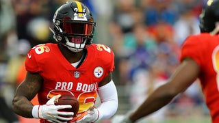 Team MVP, pending free agent Le'Veon Bell wants to stay a Steeler