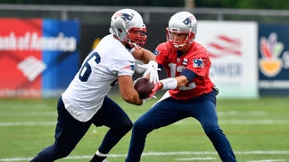 Pete Blackburn on X: Tom Brady, at a Red Sox game, wearing a Tom