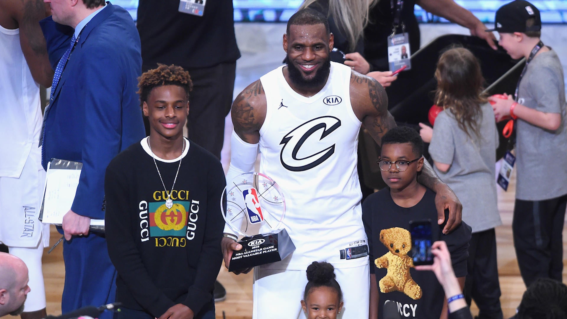 lebron james 11 kids