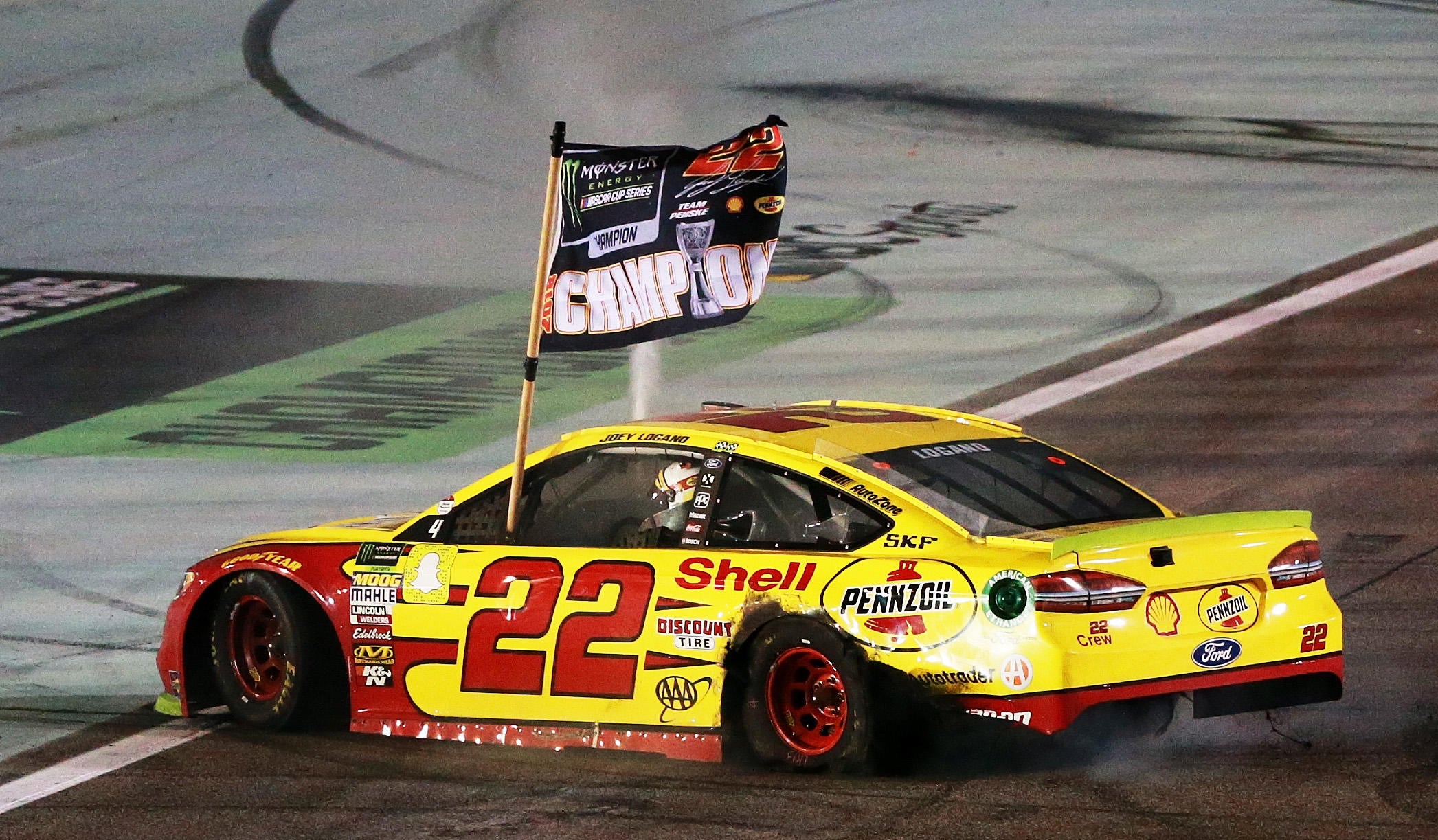 Nascar At Homestead Miami Recap Results Joey Logano Wins First Career Championship Cbssports Com