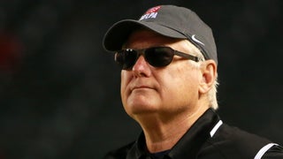 Report: Browns interview ex-Rams coach Mike Martz for OC job