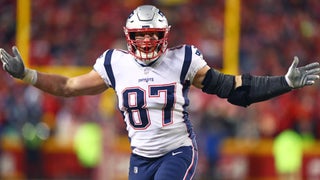 Rob Gronkowski, Bucs discussed possible return to football: report