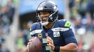 Russell Wilson gives $156,000 in  stock to his linemen