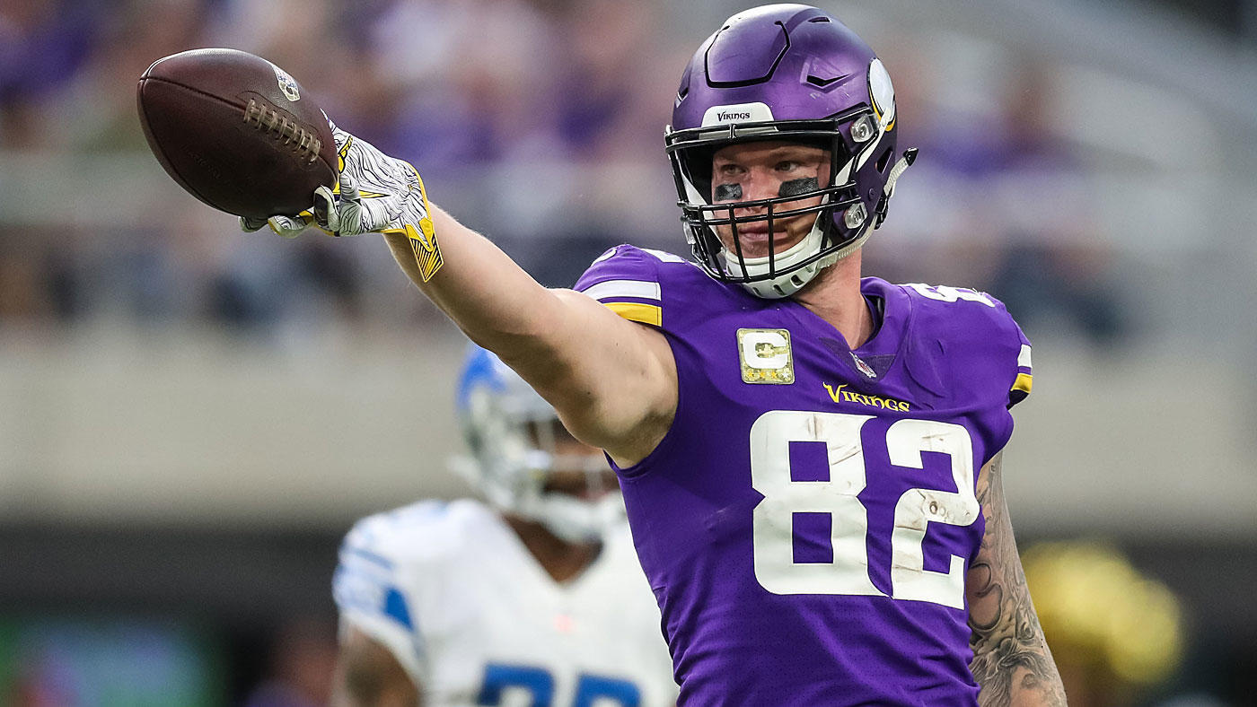 Kyle Rudolph interested in signing with Patriots following release from Vikings, per report