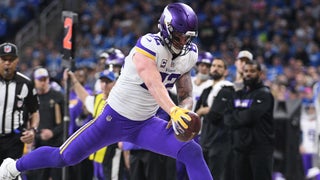 Kyle Rudolph says there's 'no way' he'll take a pay cut to remain with the  cap-strapped Vikings 