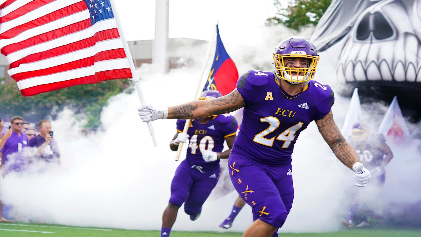 East Carolina Pirates edge Temple Owls on Senior Day