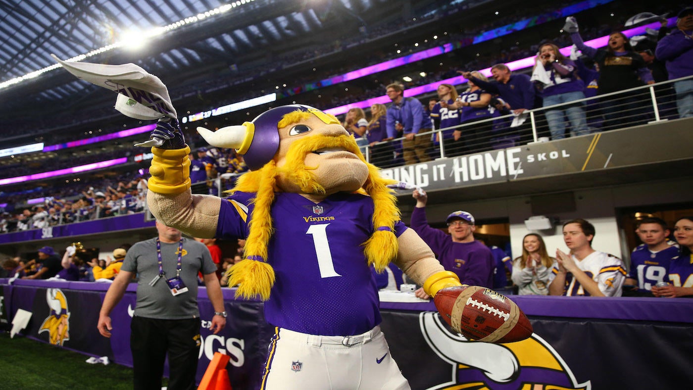 Minnesota Vikings on X: Let's make today a memorable one. #Skol   / X